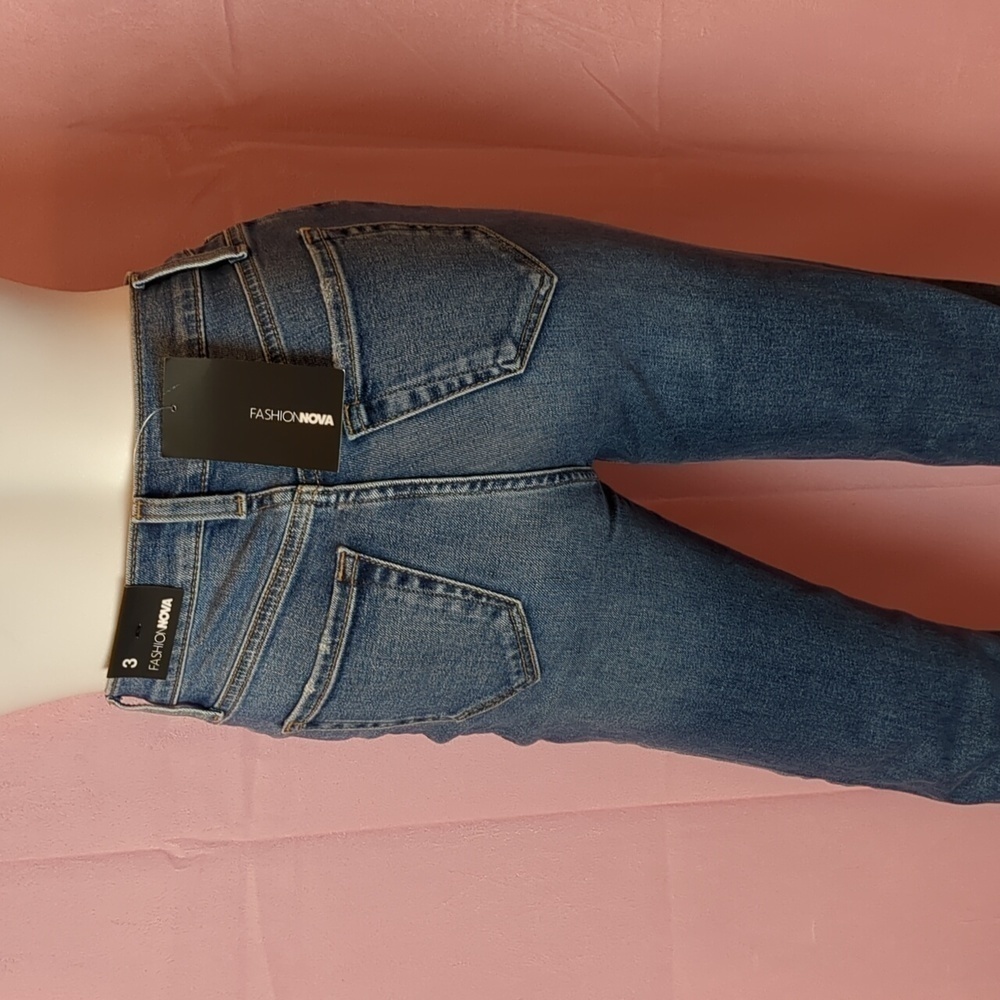 Fashion Nova Killing Em Softly Medium Blue Wash Side Split Jeans size 3 - Picture 5 of 10